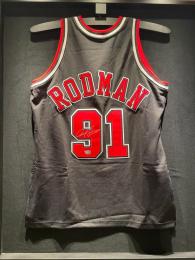 Dennis Rodman Autographed Jersey　Chicago Bulls