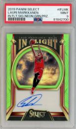 2019-20 PANINI Select Lauri Markkanen In Flight Signature Neon Green 99枚限定 /82 #IFLMK PSA9 MINT