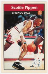 1992-93 Panini Stickers #127 Scottie Pippen