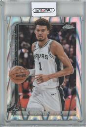 2025-26 Topps Chrome Victor Wembanyama RayWave Refractors #221 San Antonio Spurs