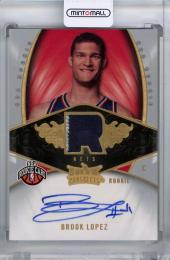 2008-09 Fleer Hot Prospects  Brook Lopez Patch Auto RC #114 308/399