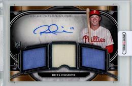 2021 Topps Museum Collection Rhys Hoskins #SPTRA-RH Signature Swatches Triple Relic Autograph Card【23/125】 Philadelphia Phillies ※角に白欠け有りのため状態要確認