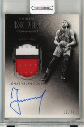 2015-16 Panini Noir Jonas Valanciunas Autograph Materials Prime Black and White #ABJVC【12/75】《初期傷あり》