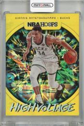 2019-20 Panini NBA Hoops Giannis Antetokounmpo High Voltage #11 ※へこみあり Milwaukee Bucks