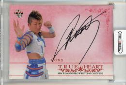 2012 BBM 女子プロレスカード TRUE HEART 直筆サインカード / AKINO 【59/99】
