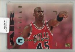 1995 SkyBox Michael Jordan #100 Chicago Bulls