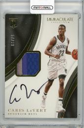 【若干白欠けあり】2016-17 PANINI Immaculate  Caris LeVert Autograph & Player Worn Material (RC) 57/99