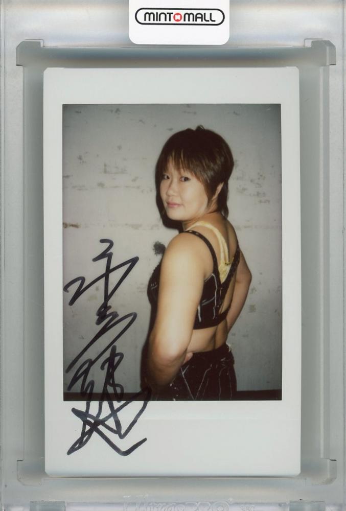 BBM 2015 女子プロレスカード TRUE HEART 世羅りさ 直筆サインカード