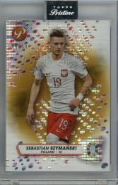 2023 Topps Pristine Road to Euro 2024 Sebastian Szymanski Gold Pristine Refractor #129【04/50】 Poland