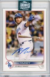 2022 TOPPS Max Muncy Auto【52/77】 Los Angeles Dodgers