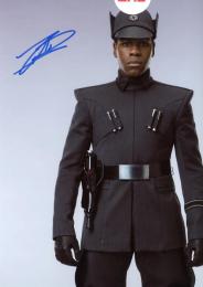 【フォトグラフ商品】2020 TOPPS Star Wars Authentics Autographs 11×14【宅急便配送のみ】Finn John Boyega Autographed 11x14 Photograph Signer New Trilogy