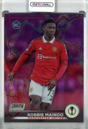 2022-23 Topps Stadium Club Chrome UEFA Kobbie Mainoo RC/Pink/Red Electric Charge Refractors/#73 Manchester United