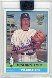 2018 Topps Archives Signature Series	Sparky Lyle	Autograph	14/29