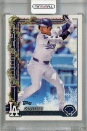 2025 Topps Holiday Shohei Ohtani Base Holiday Backs Variation SP #H200 Los Angeles Dodgers