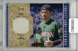 2002 UPPER DECK Fanfest Ichiro Game Used Base