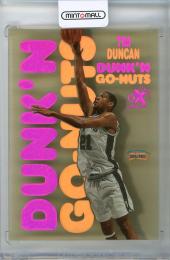 1998-99 SKYBOX E-X Century  Tim Duncan Dunk 'N Go Nuts #4 《経年劣化の為全体に黄ばみ有》 San Antonio Spurs