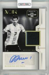 2025-26 Panini Noir Road to FIFA World Cup Rodrigo de Paul Autographed Memorabilia Black and White Prime #15【05/10】
