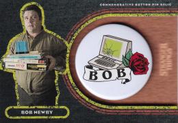 2019 Topps Stranger Things Welcome to the Upside Down Bob's Computer Bob Newby Commemorative Button Pin Relics Orangeパラレル版 79/99