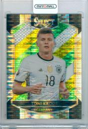 2016-17 Panini Select Toni Kroos #87 Base Terrace Multi-Color Prizm Parallel