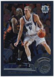 2002-03 Topps Chrome #29 Dirk Nowitzki