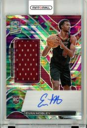 2021-22 Panini Spectra  Evan Mobley Rookie Jersey Autograph Celestial Prizm 80/99