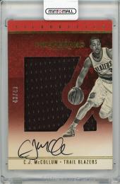 【表面左角若干白欠けあり】2016-17 PANINI Preferred C.J. McCollum Autograph & Game Worn Material【43/49】