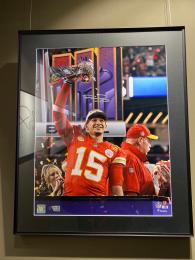 Patrick Mahomes Autographed Photo 16×20※FANATICS認定ロゴ付き