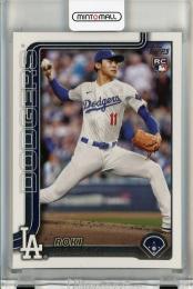 2025 Topps Series 2 Roki Sasaki Base RC #558