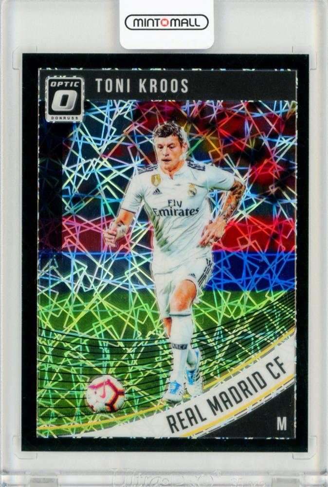 トニ・クロース 2018-19 PANINI DONRUSS ジャージナンバー トニ・クロース 2018-19 PANINI DONRUSS ジャージナンバー