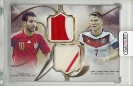 2016 Futera World Football Unique Cesc Fabregas / Bastian Schweinsteiger Versus Dual Memorabilia #VS08【11/49】