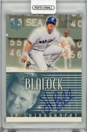 2002 UPPER DECK SP Authentic  Hank Blalock Autograph 252/282