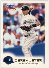 2000 Fleer Focus #11 Derek Jeter