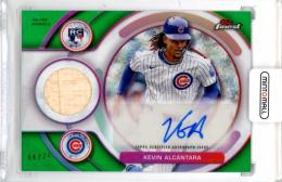 2025 Topps Finest Kevin Alcantara #RAJR-KA Finest Rookie Autographed Relic Green Refractor Parallel【04/75】 Cubs