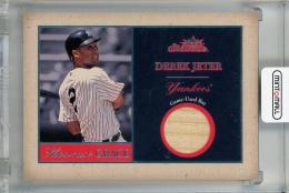 2004 Fleer Showcase Derek Jeter Grace Game Used #DJ  New York Yankees