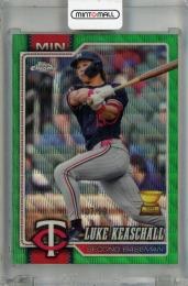 2026 Topps Chrome Luke Keaschall Green Wave Refractor #220 【07/99】 Minnesota Twins
