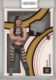 2022 Panini Immaculate Collection WWE  Blair Davenport Memorabilia Red Parallels 18/25