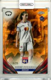 2023-24 Topps Chrome UEFA Women’s Champions League Soccer Damaris Egurrola #69 RC Base Orange Refractors【18/25】 Chelsea FC
