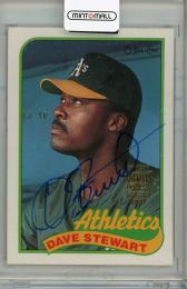 2021 Topps Archives Signature Series Retired Player Edition Oakland Athletics Dave Stewart Autographs 13/40