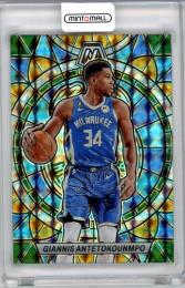 2022-23 PANINI MOSAIC BASKETBALL Giannis Antetokounmpo  Milwaukee Bucks