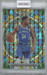 2022-23 PANINI Mosaic Stained Glass / GIANNIS ANTETOKOUNMPO(Milwaukee Bucks)