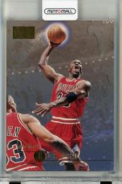 1996-97 SkyBox Premium Michael Jordan Base #16