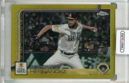 2025 TOPPS NPB CHROME ダーウィンソン・ヘルナンデス Gold Refractors【17/50】 福岡ソフトバンクホークス