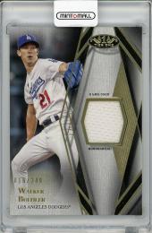 【裏面若干スレあり】2022 TOPPS Tier One Walker Buehler Game Used Memorabilia【016/249】