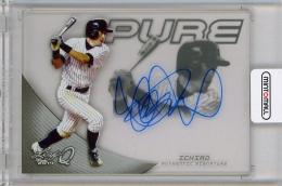 2014 Leaf Q  Ichiro Pure Autographs Charcoal #PI1