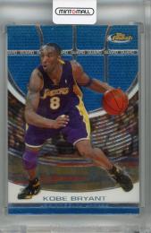 2005-06 Topps Finest Kobe Bryant #33  Los Angeles Lakers